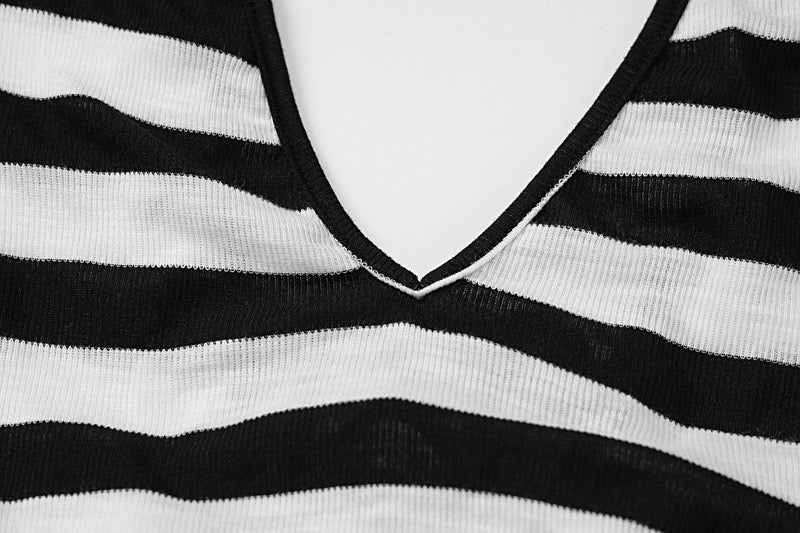 Z13245 Black and White Striped Spring Summer Dress Woman Elegant Sexy Flare Sleeve Deep V Backless Long Dresses