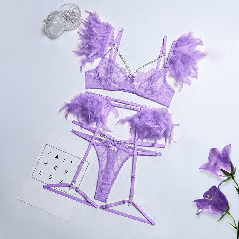 0200 Three-PointFun Suit Lace Feather Exotic Sets Women Sexy Lingerie Garter Kit Chain Panty Perspective