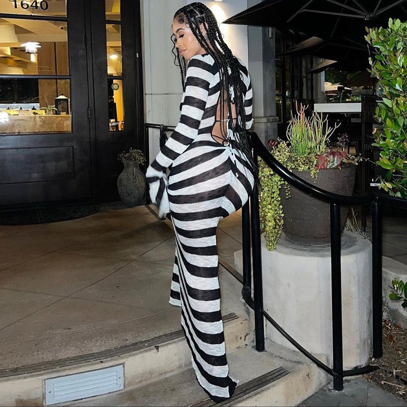 Z13245 Black and White Striped Spring Summer Dress Woman Elegant Sexy Flare Sleeve Deep V Backless Long Dresses